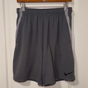 Nike Men's Dry 4.0 Dri-Fit Training Athletics Shorts Size Medium EUC